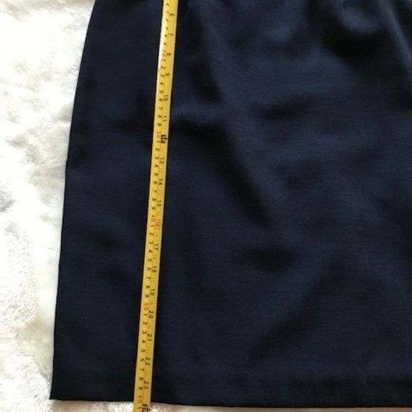 Host Pick - Amanda Smith Ladies Navy Blue 3-piece suit with skirt - Picture 9 of 9